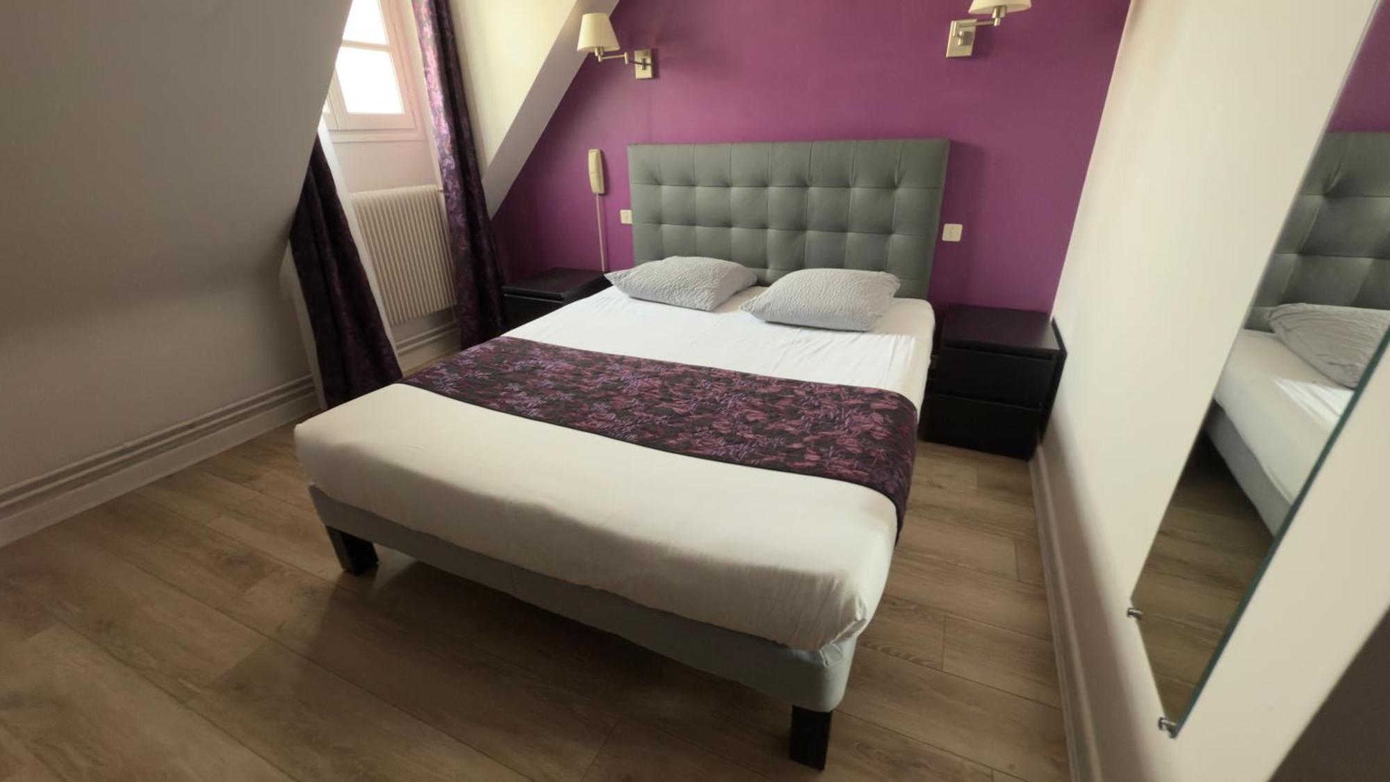 Logis Hotel Restaurant Des Voyageurs Tarnac Екстер'єр фото