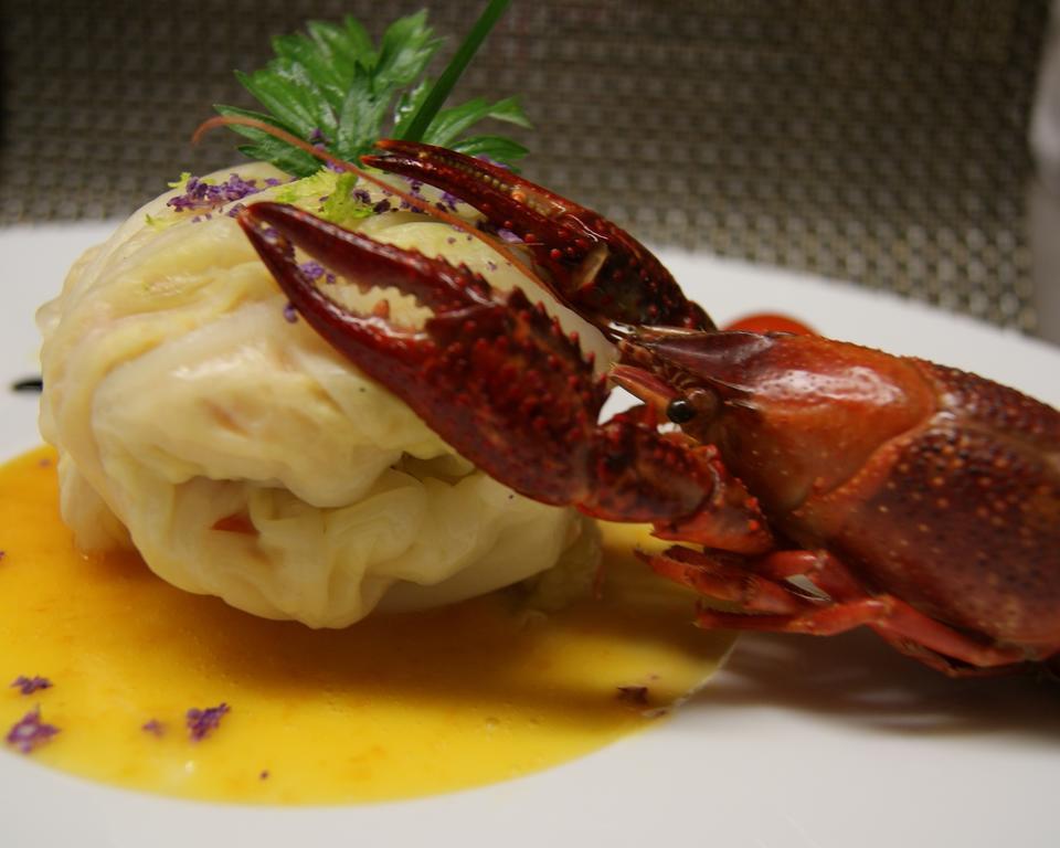 Logis Hotel Restaurant Des Voyageurs Tarnac Екстер'єр фото