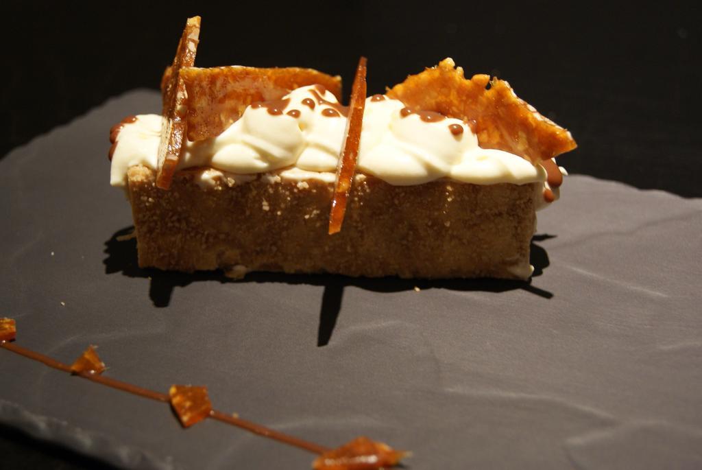 Logis Hotel Restaurant Des Voyageurs Tarnac Екстер'єр фото